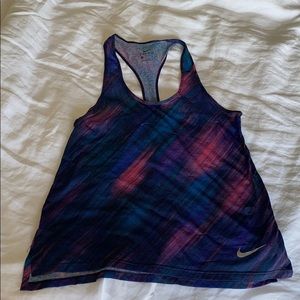Nike Dri-Fit  tank top 🦄